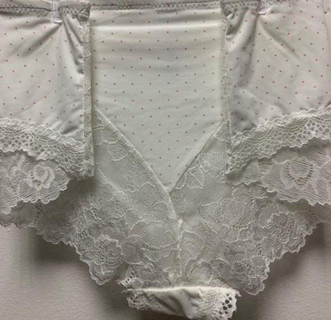 lingerie grande taille vintage à pois.