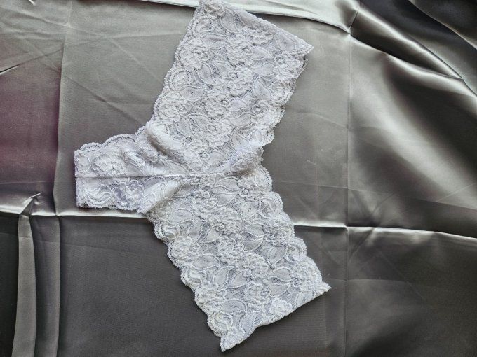 Tanga Mariée grande taille.