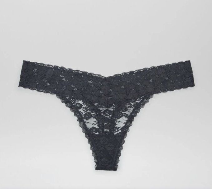 String tanga dentelle