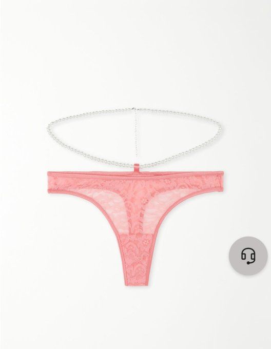 String femme avec ceinture perles 