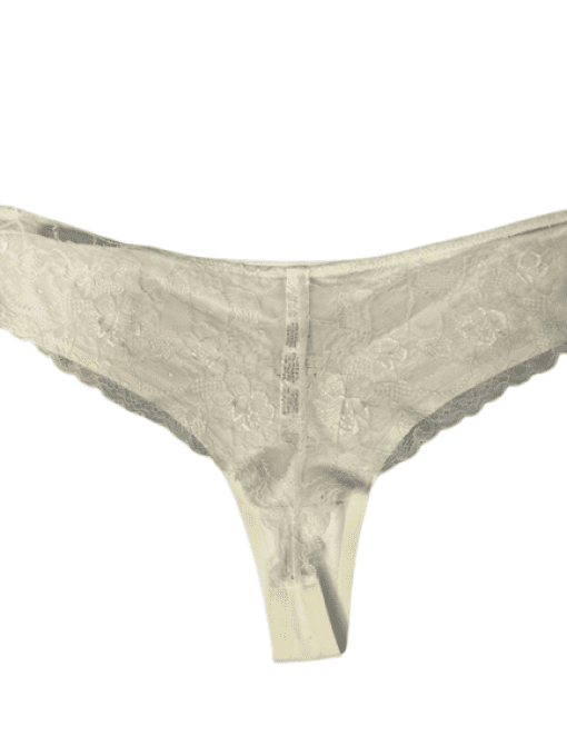 Tanga dentelle transparent.